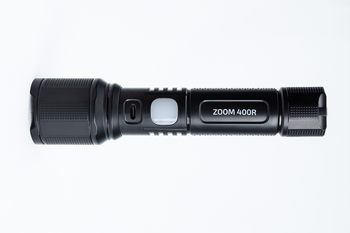 Zoom 400 | 400 Lumens | Compact flashlight with integrated worklight