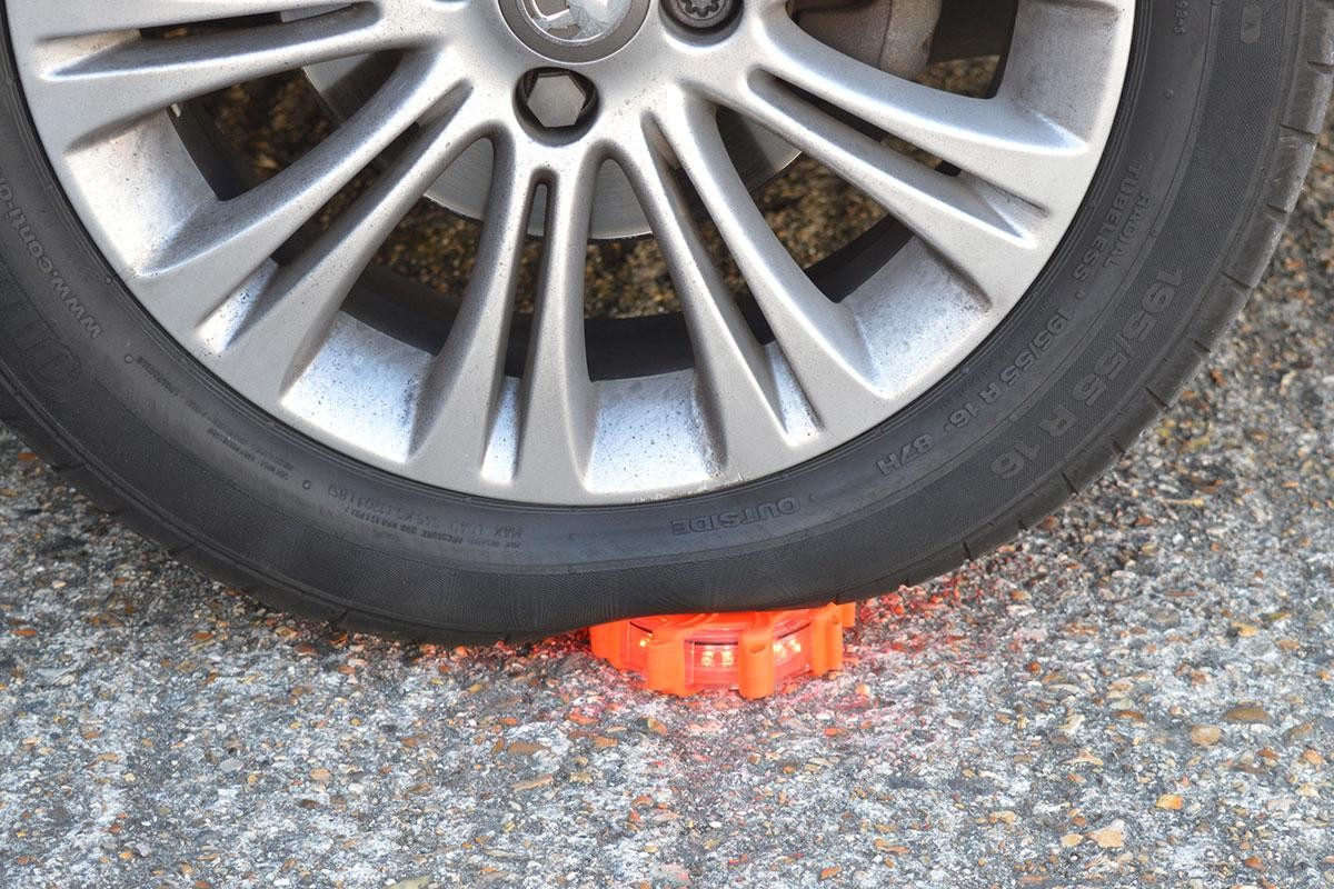 Pulsar Pro | 360º Illumination | Rechargeable Hazard Warning Light (EU)