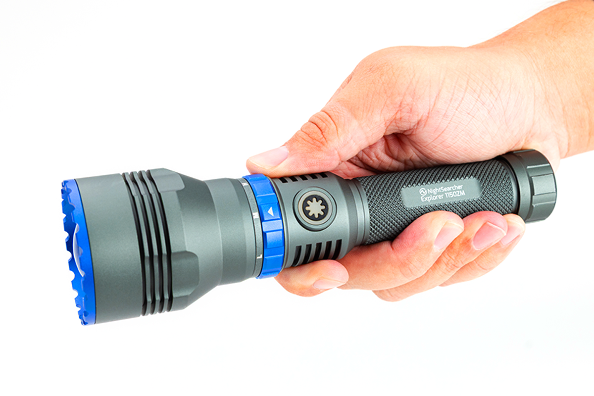 Explorer 1150 Zoom | 1150 lumens | Lampe de poche rechargeable Zoom LEP